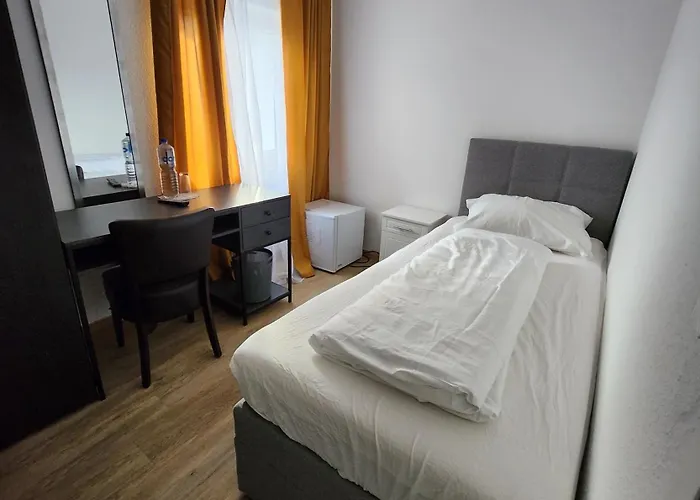 מלון Alina Aldenhoven (Duren)